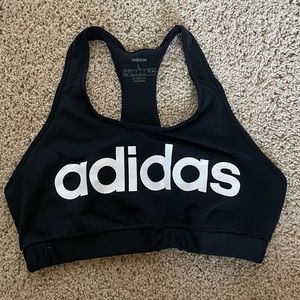 Large adidas sports bra
